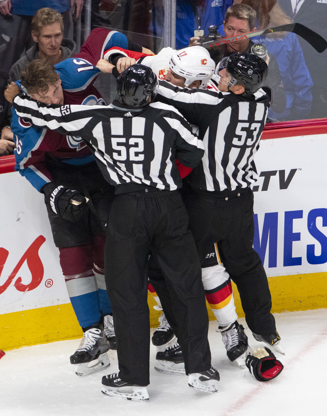 10_03_19 avs flames2367.jpg